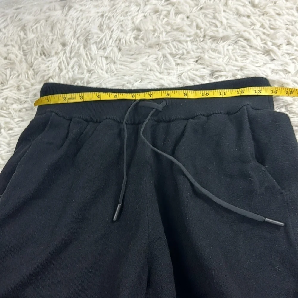 Lululemon Cotton-Cashmere Knit High-Rise Short 4